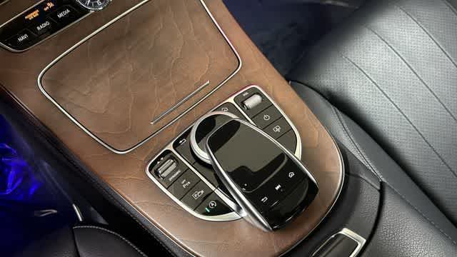Thumbnail: 2018 Mercedes-Benz E-Class - 23