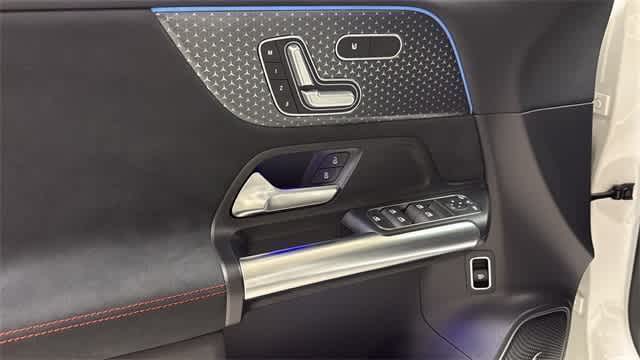 Thumbnail: 2025 Mercedes-Benz GLA - 14