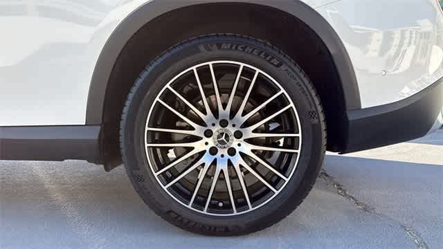 Thumbnail: 2025 Mercedes-Benz GLC - 12