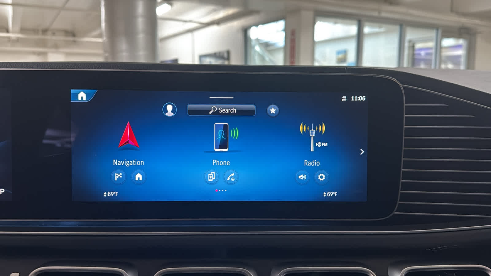 Thumbnail: 2026 Mercedes-Benz GLE - 19