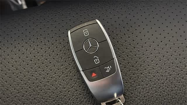 Thumbnail: 2022 Mercedes-Benz GLC - 36