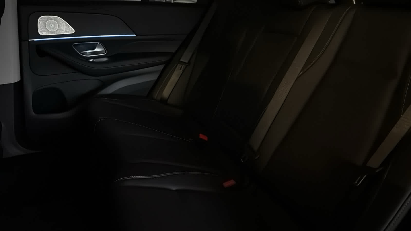 Thumbnail: 2026 Mercedes-Benz GLE - 32