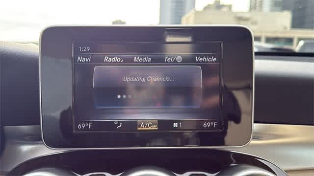 Thumbnail: 2019 Mercedes-Benz GLC - 20