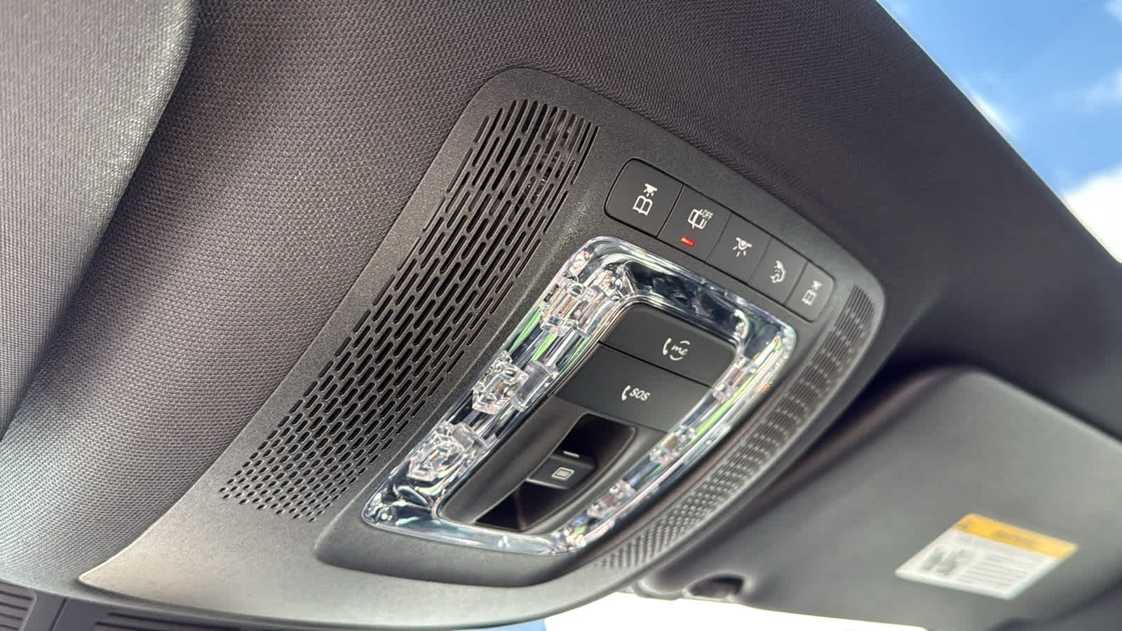 Thumbnail: 2026 Mercedes-Benz GLE - 26