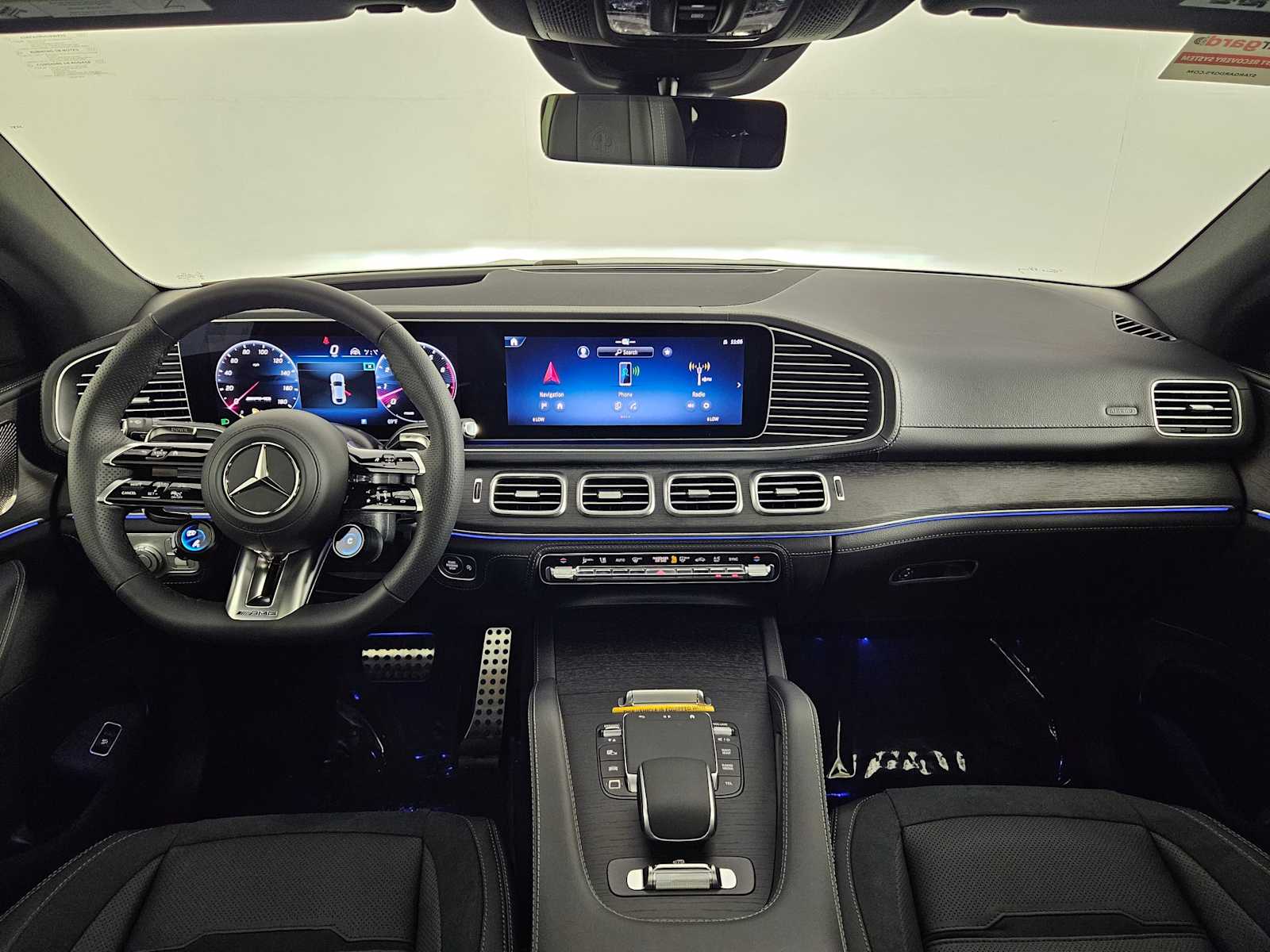 Thumbnail: 2025 Mercedes-Benz GLE - 13