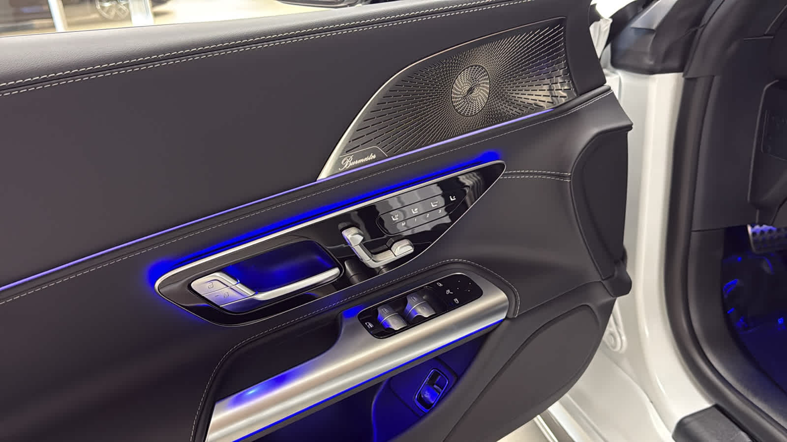 Thumbnail: 2026 Mercedes-Benz SL-Class - 17