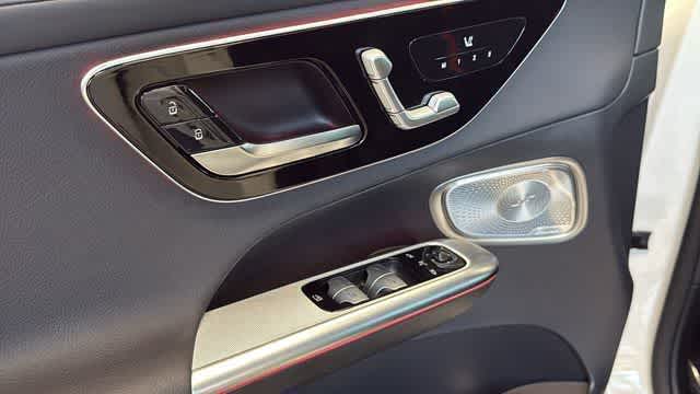 Thumbnail: 2025 Mercedes-Benz GLC - 16