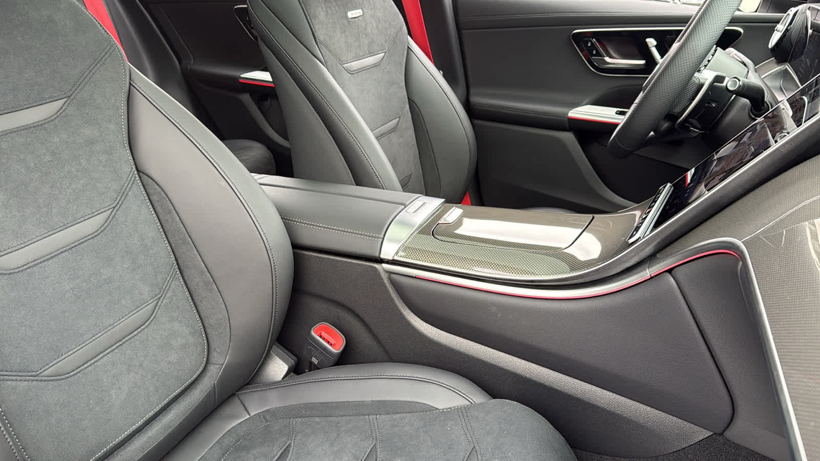 Thumbnail: 2025 Mercedes-Benz GL-Class - 35