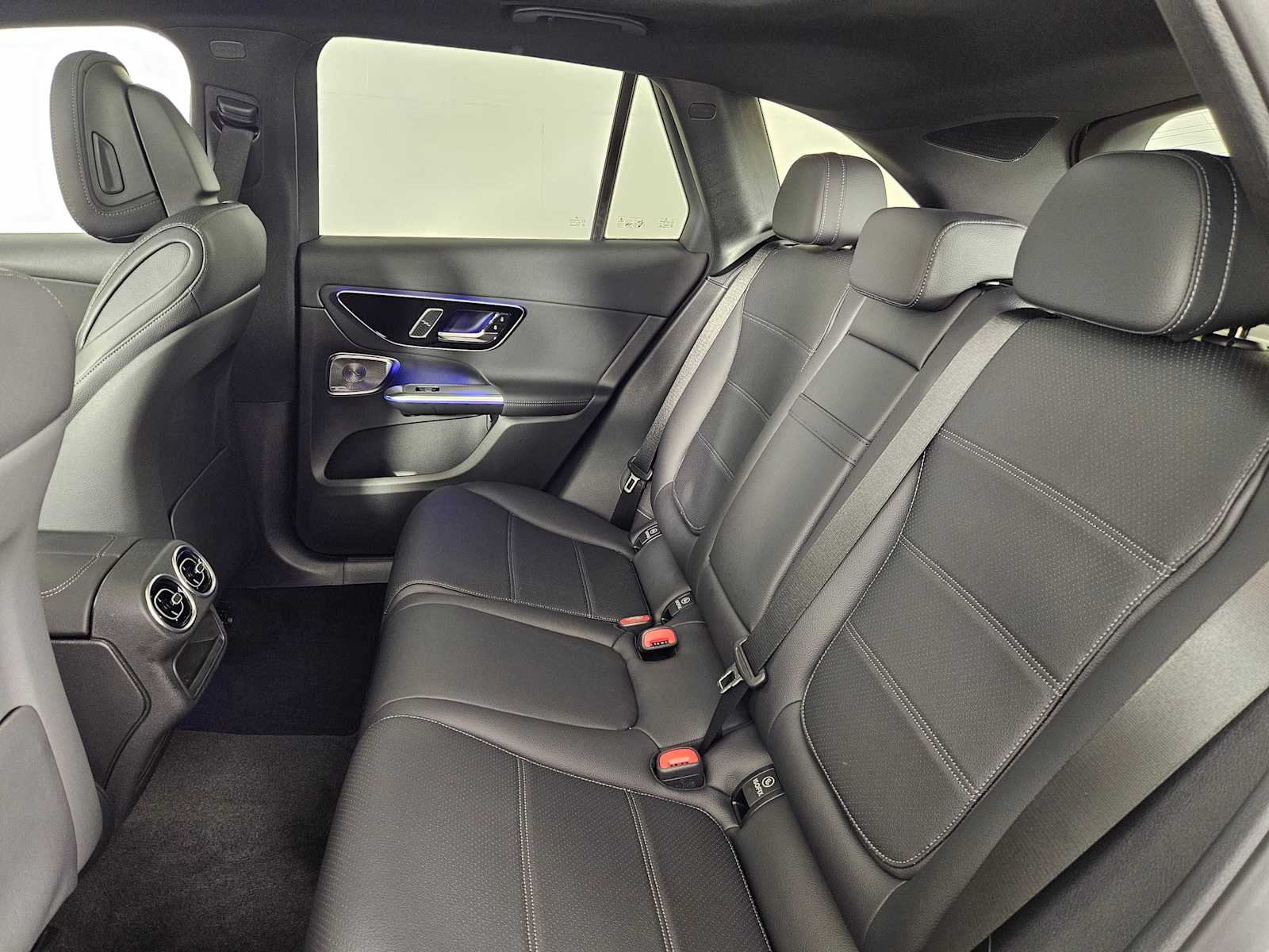 2025 Mercedes-Benz GLC 300 20