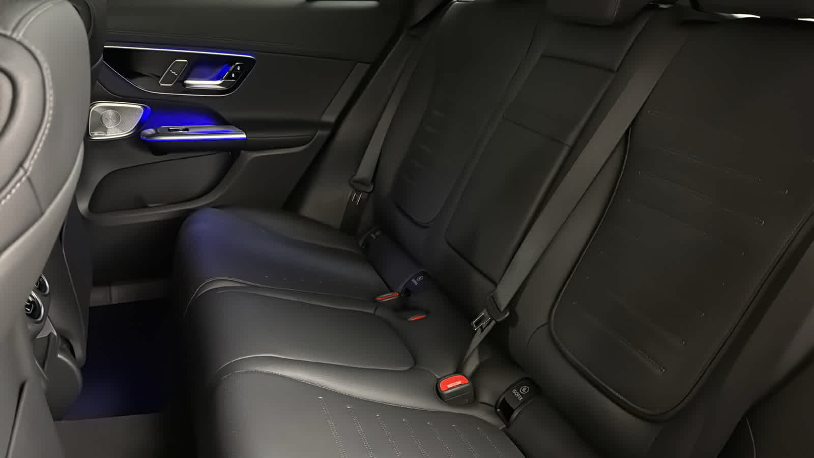 Thumbnail: 2026 Mercedes-Benz GLC - 32