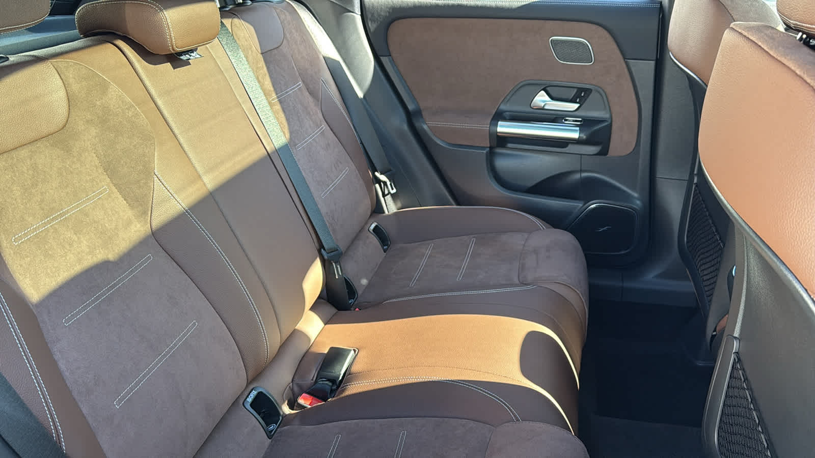 Thumbnail: 2026 Mercedes-Benz GLA - 35