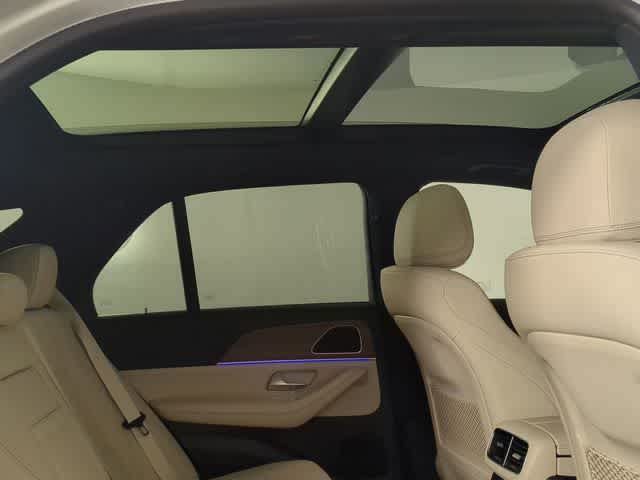 Thumbnail: 2026 Mercedes-Benz GLE - 22