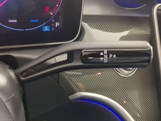 Thumbnail: 2025 Mercedes-Benz C-Class - 33