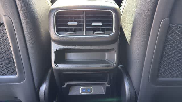 Thumbnail: 2025 Mercedes-Benz GLE - 29