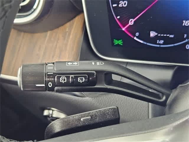 Thumbnail: 2025 Mercedes-Benz GLC - 25