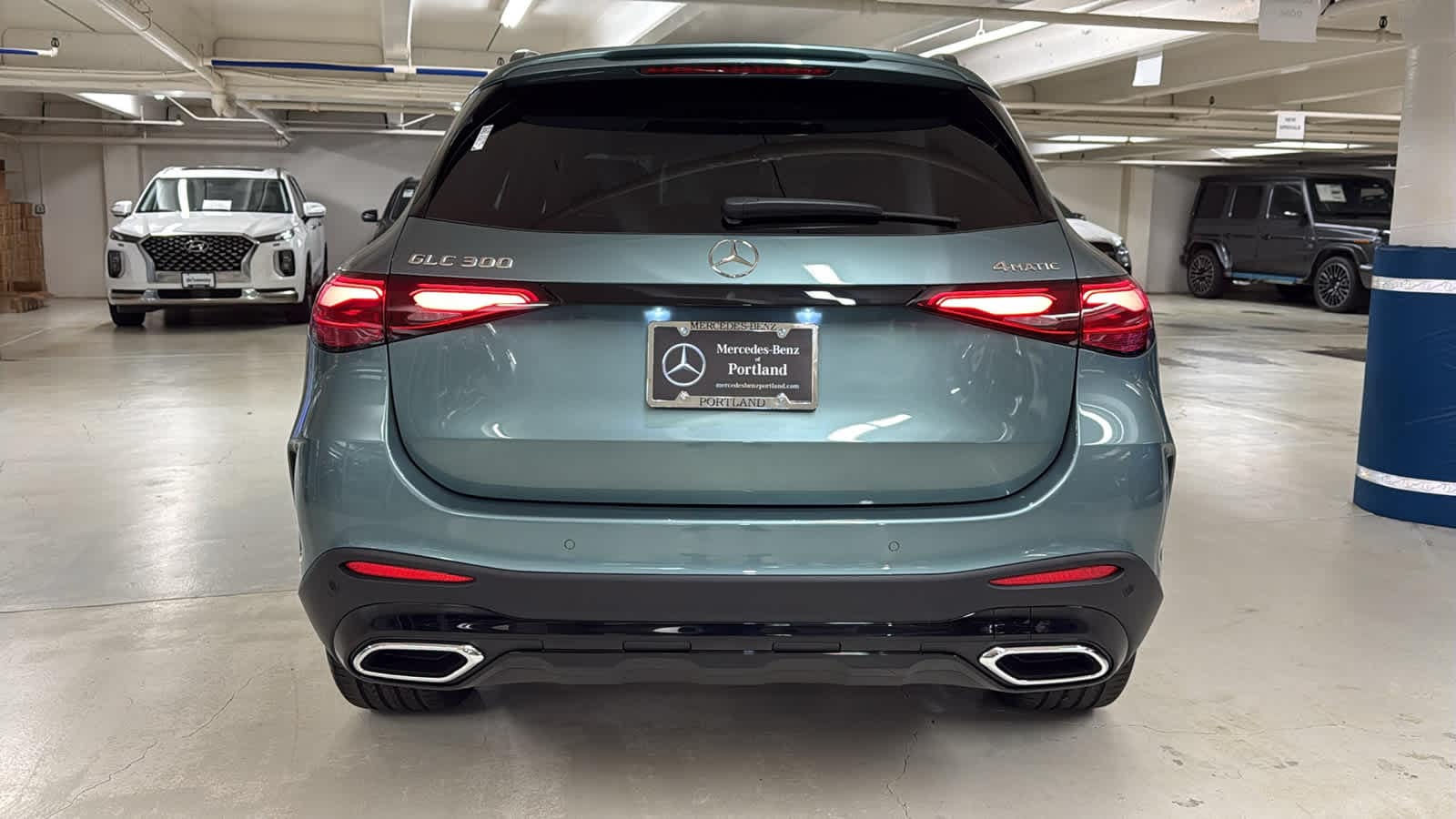 Thumbnail: 2026 Mercedes-Benz GLC - 8