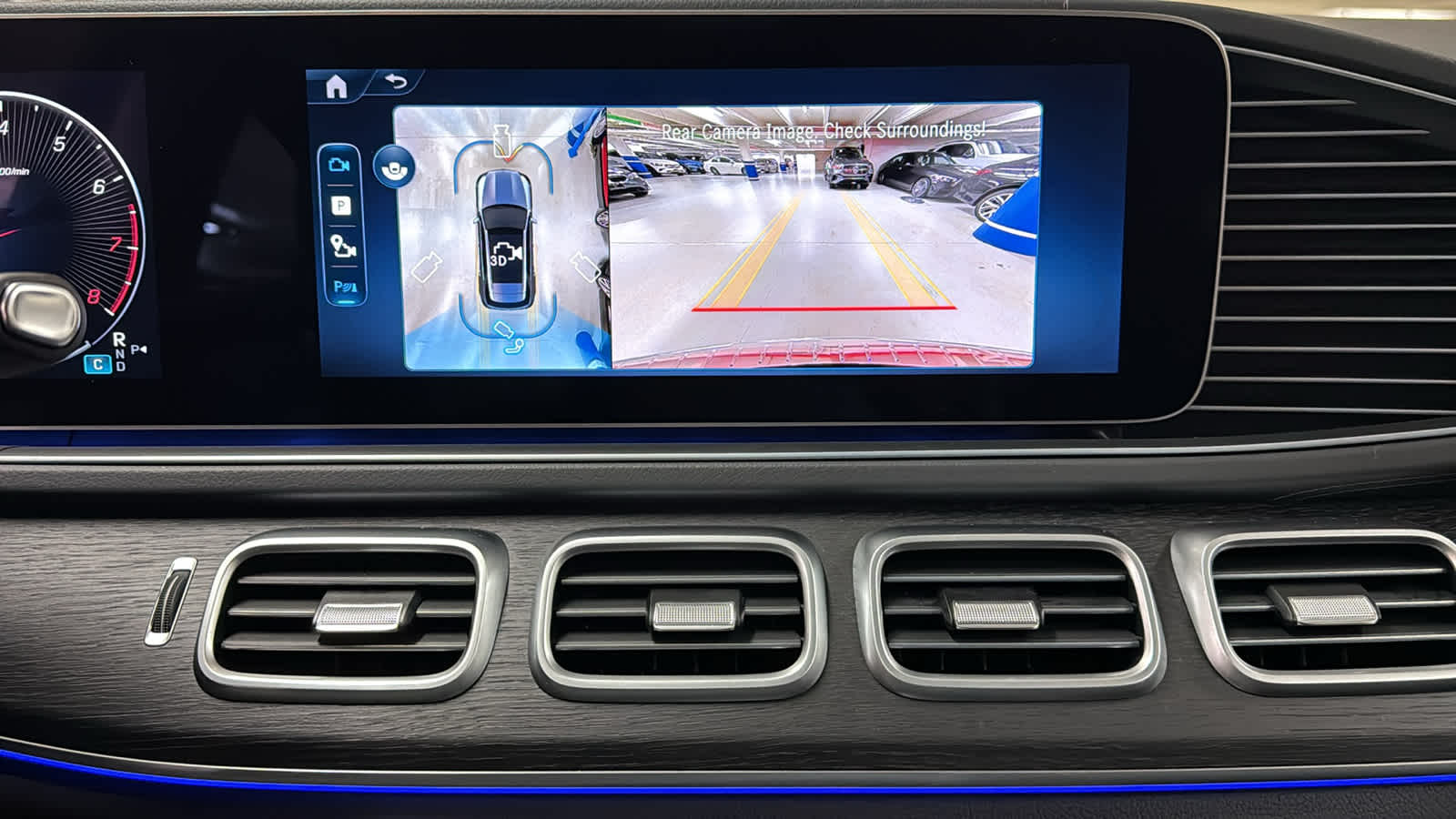 Thumbnail: 2026 Mercedes-Benz GLE - 21