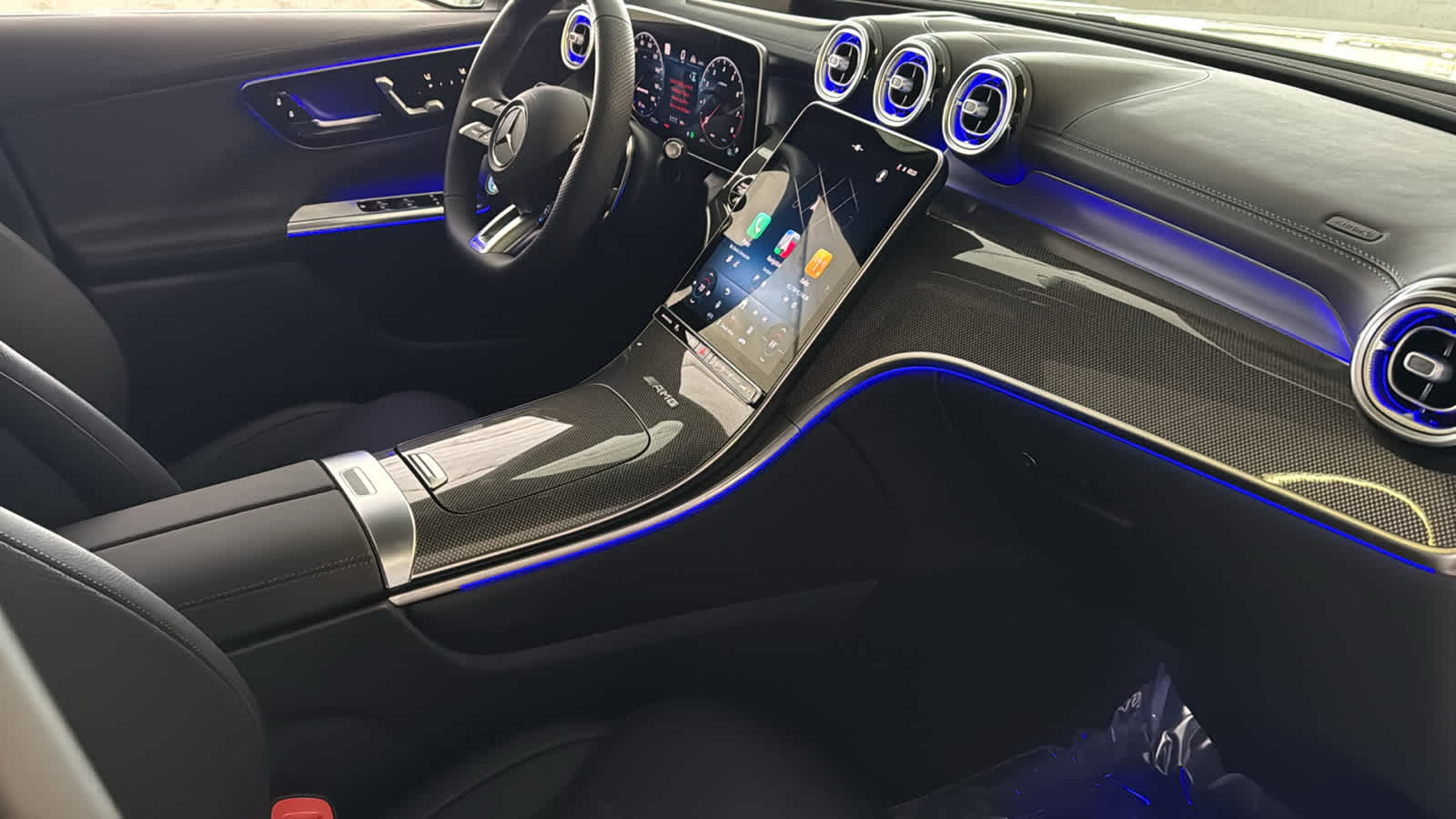 Thumbnail: 2026 Mercedes-Benz GLC - 37