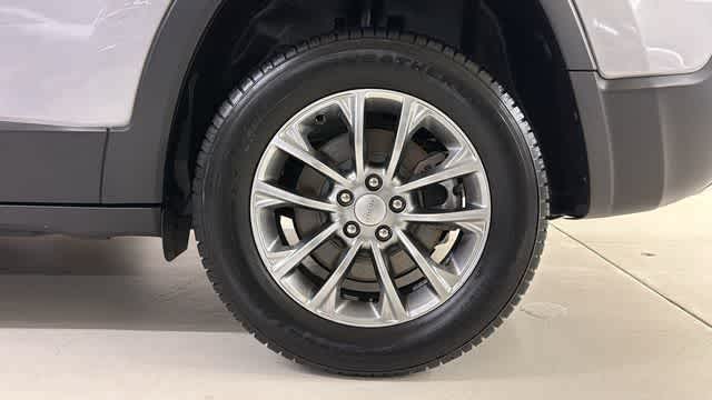 Thumbnail: 2021 Jeep Cherokee - 9