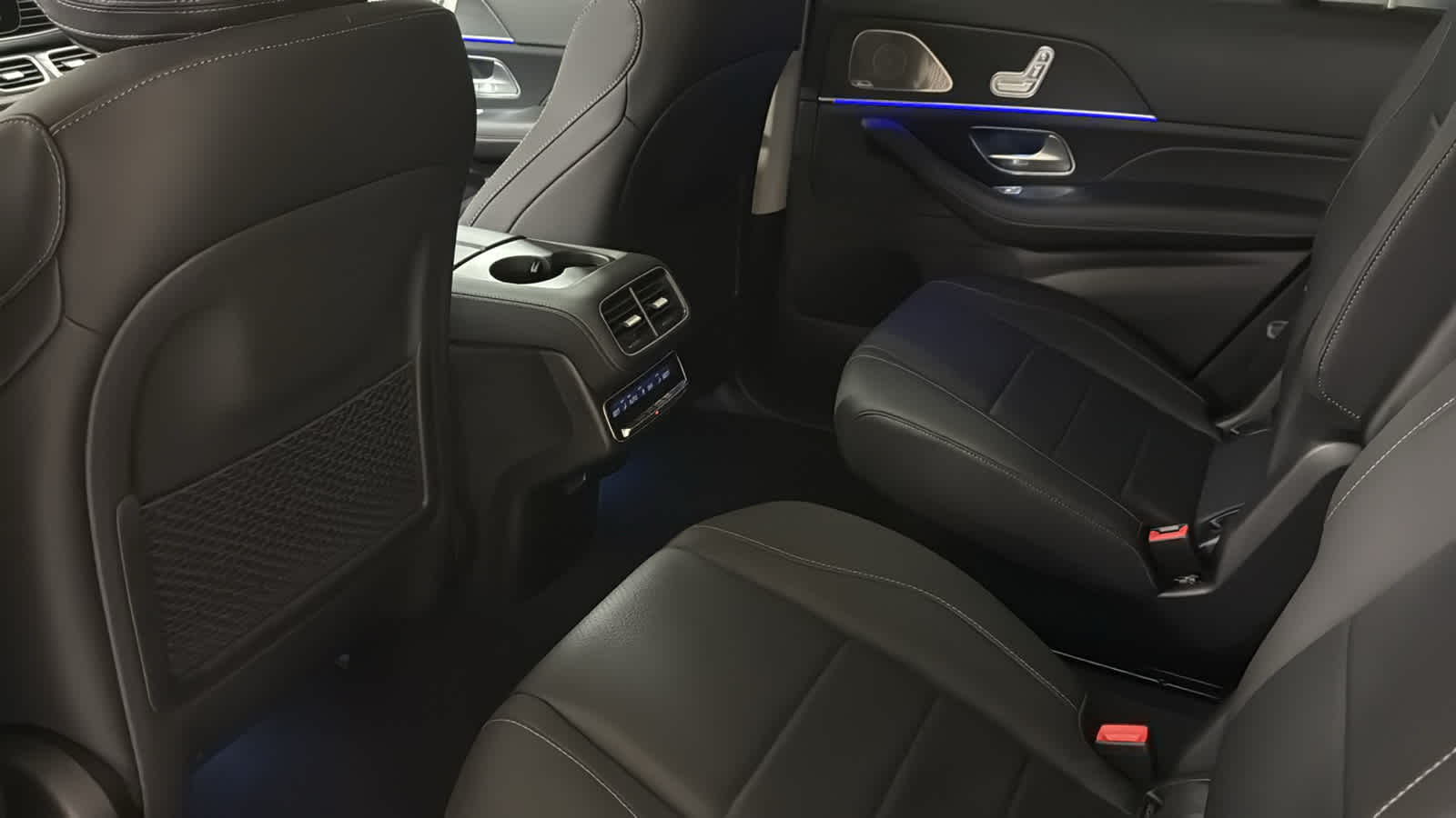 Thumbnail: 2026 Mercedes-Benz GLS - 31