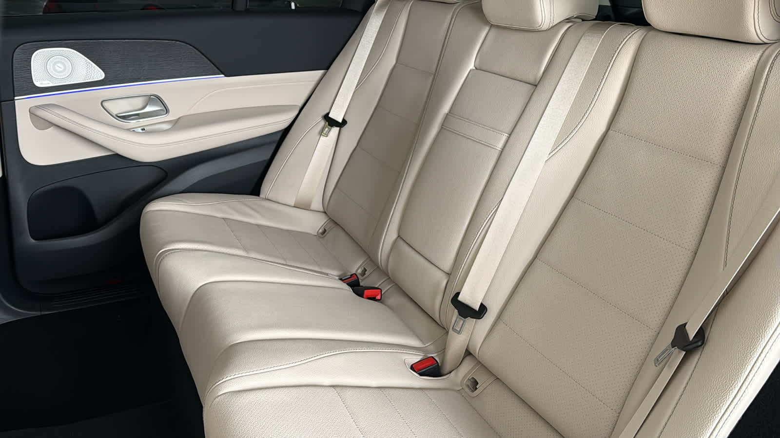 Thumbnail: 2026 Mercedes-Benz GLE - 33