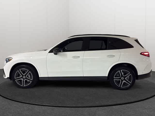 Thumbnail: 2026 Mercedes-Benz GLC - 3