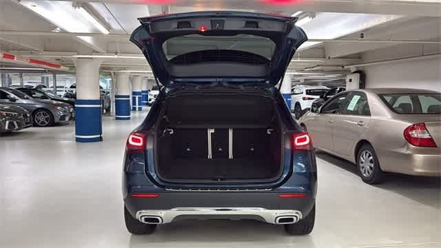 Thumbnail: 2022 Mercedes-Benz GLA - 11