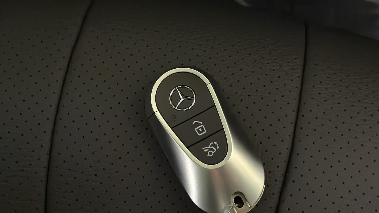 Thumbnail: 2026 Mercedes-Benz E-Class - 37