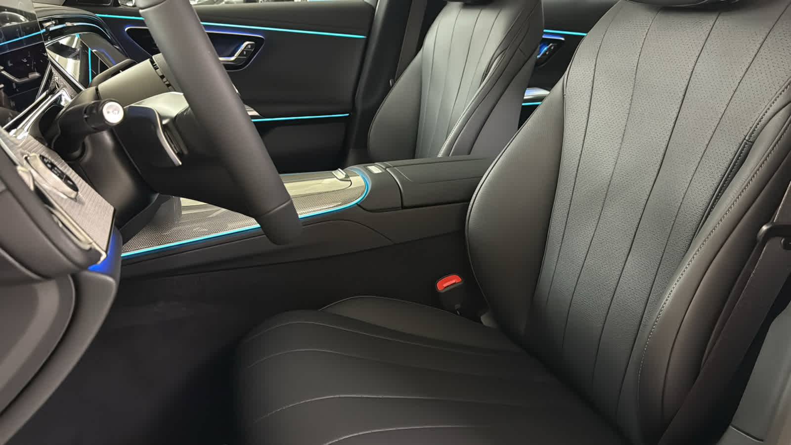 Thumbnail: 2026 Mercedes-Benz E-Class - 27