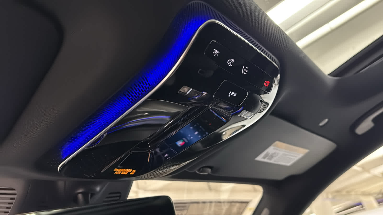 Thumbnail: 2026 Mercedes-Benz GLC - 23