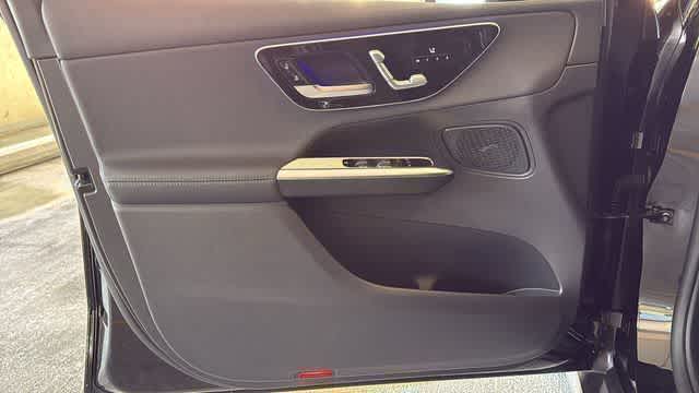 Thumbnail: 2025 Mercedes-Benz GLC - 12