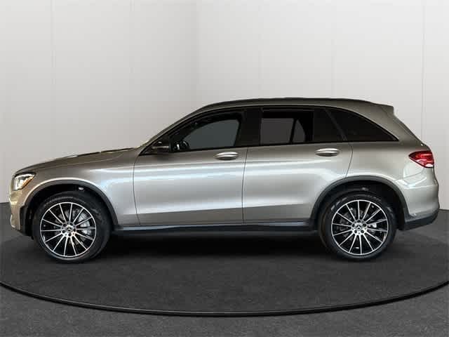 Thumbnail: 2022 Mercedes-Benz GLC - 3