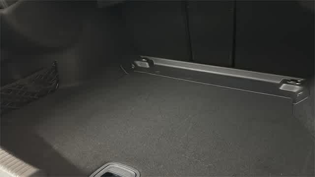 Thumbnail: 2025 Mercedes-Benz C-Class - 32