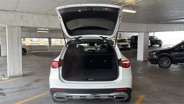 Thumbnail: 2025 Mercedes-Benz GLC - 4