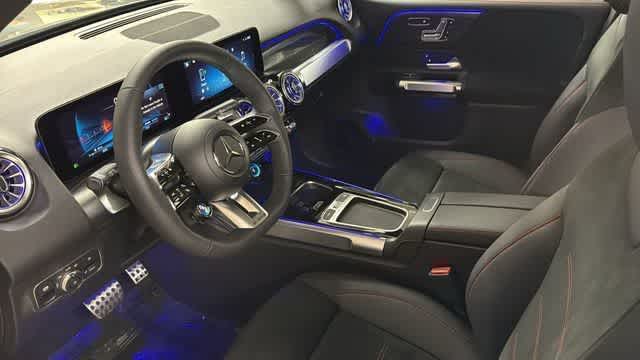 Thumbnail: 2026 Mercedes-Benz GLB - 4