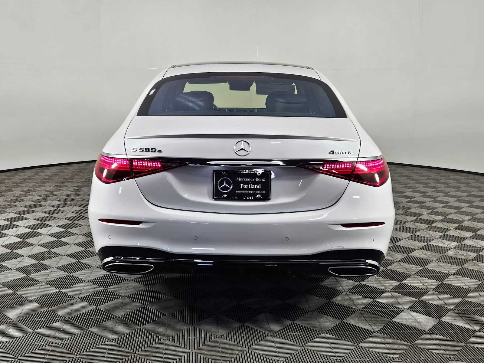 Thumbnail: 2025 Mercedes-Benz B-Class - 4