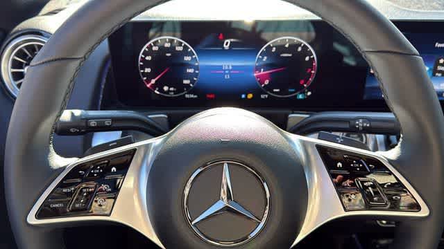 Thumbnail: 2026 Mercedes-Benz GLB - 19