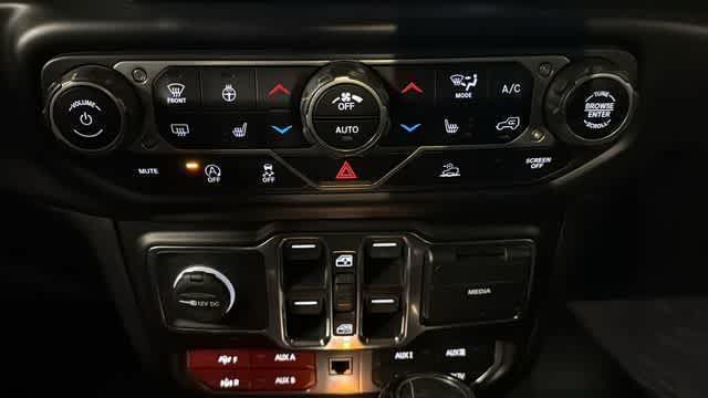 Thumbnail: 2021 Jeep Gladiator - 19