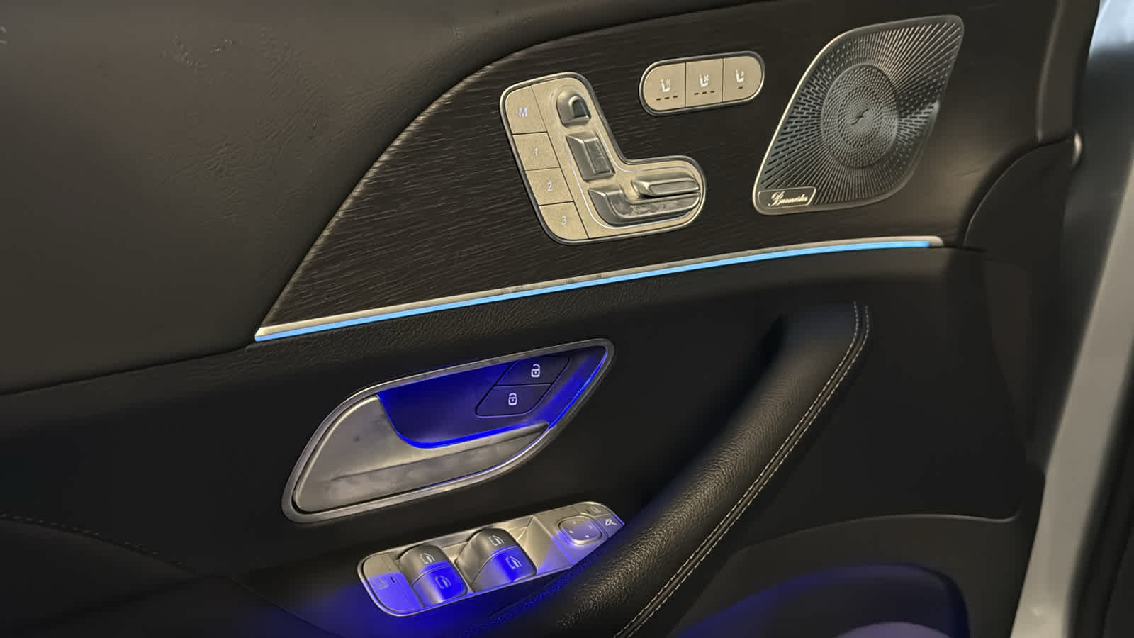 Thumbnail: 2026 Mercedes-Benz GLE - 15