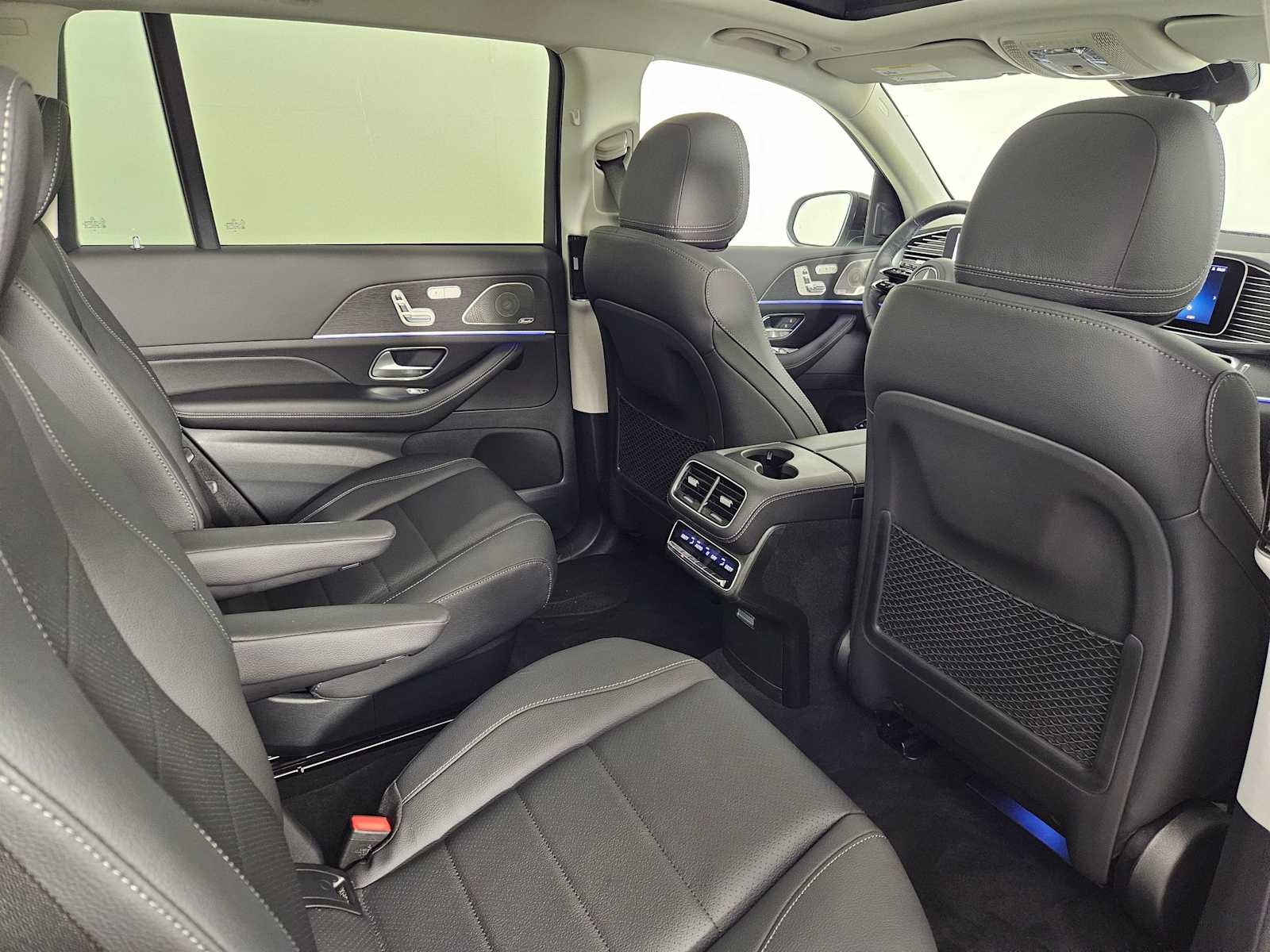 Thumbnail: 2025 Mercedes-Benz GLS - 18