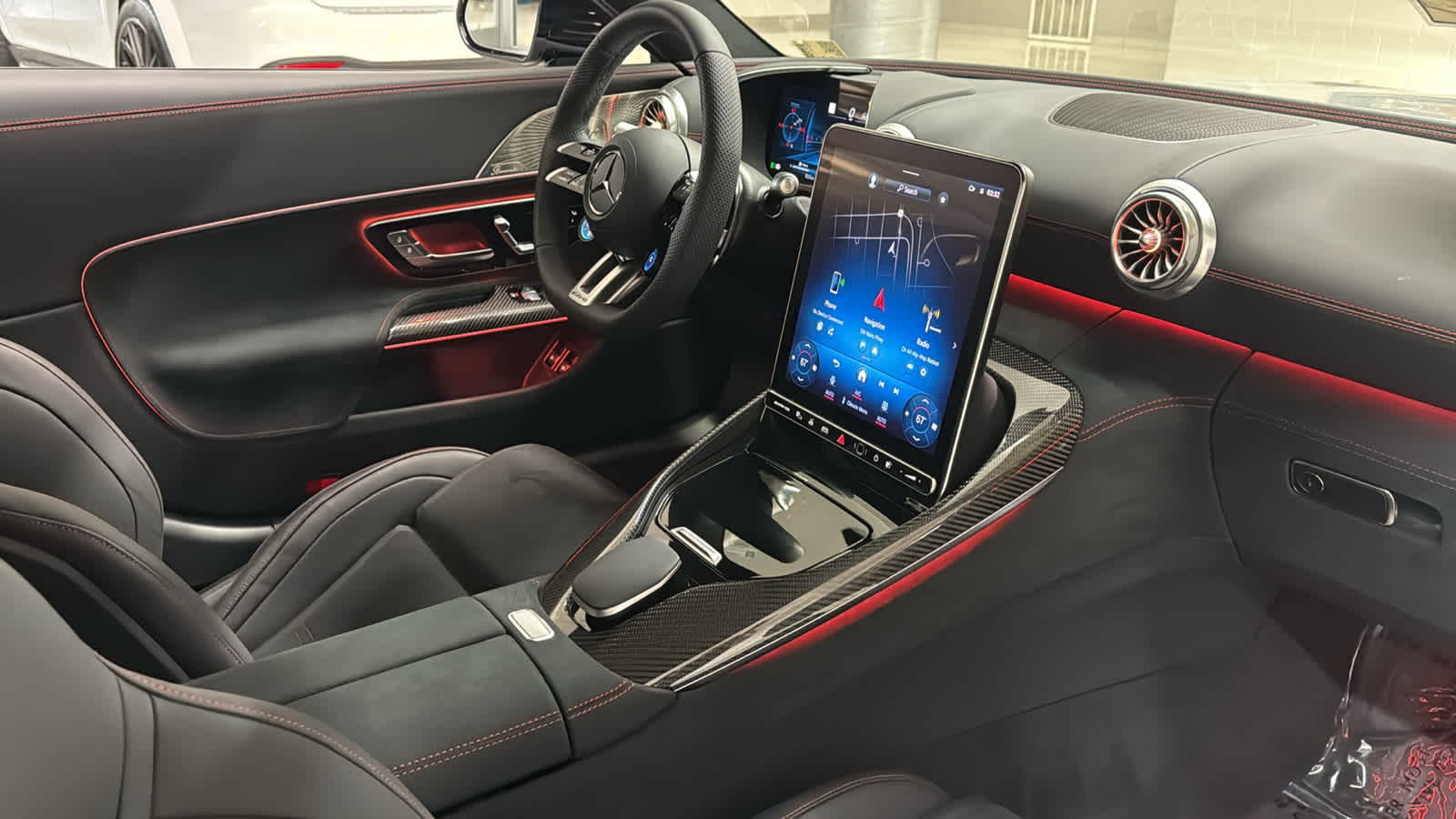 Thumbnail: 2025 Mercedes-Benz SL-Class - 31