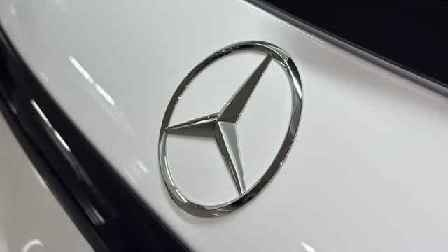 Thumbnail: 2026 Mercedes-Benz GLC - 8
