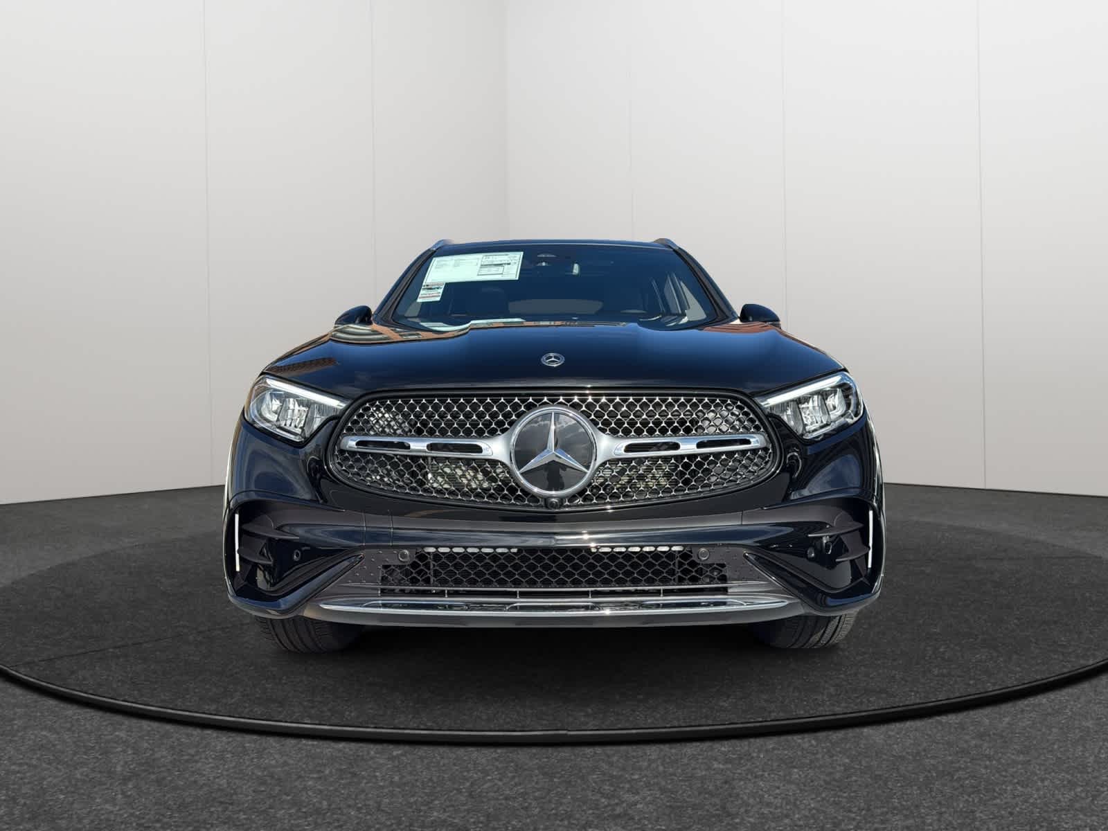 Thumbnail: 2026 Mercedes-Benz GLC - 2