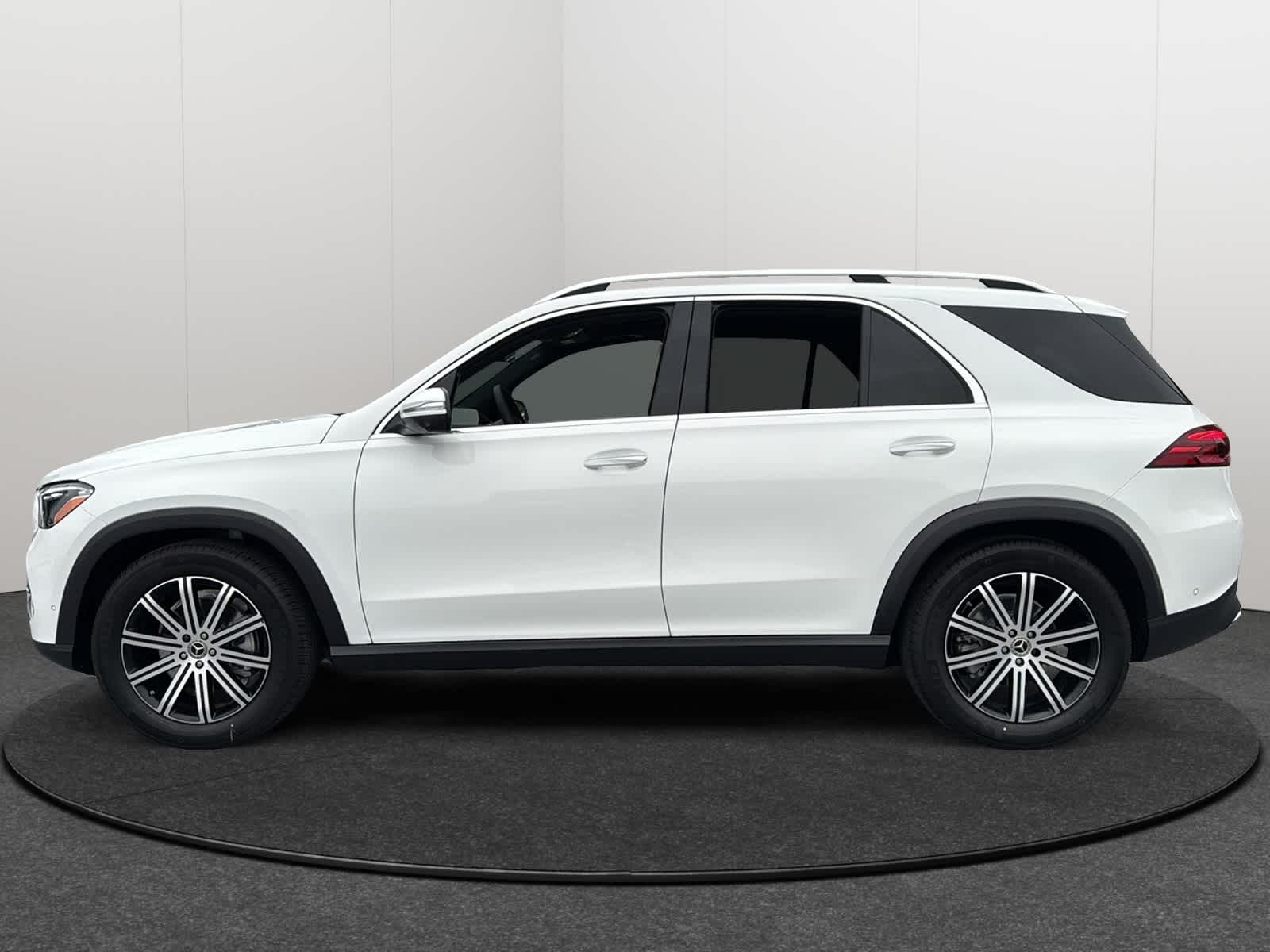 Thumbnail: 2026 Mercedes-Benz GLE - 3