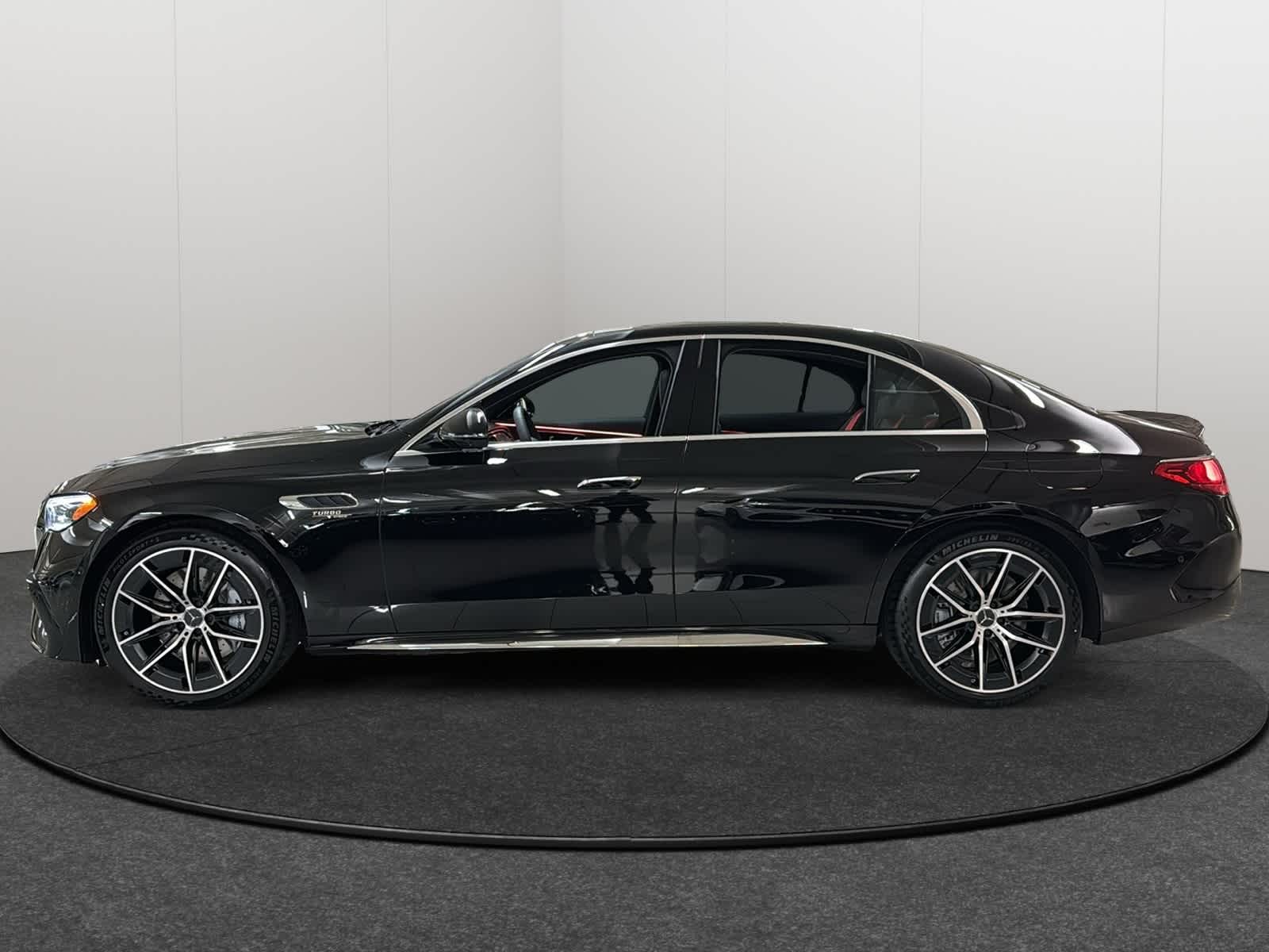 Thumbnail: 2026 Mercedes-Benz E-Class - 3