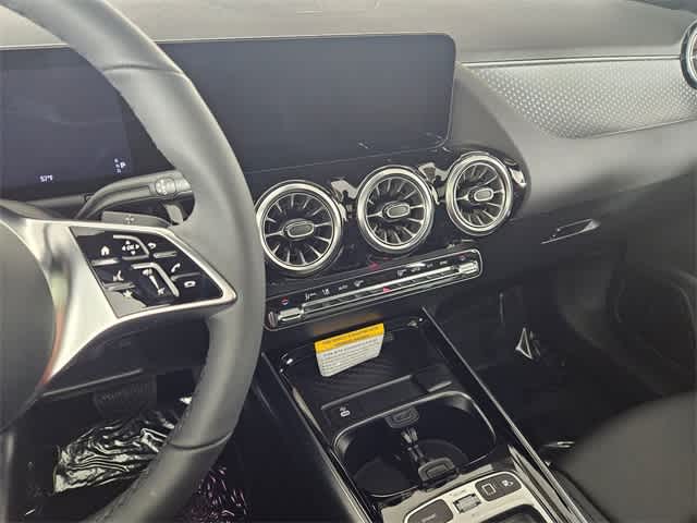 2025 Mercedes-Benz GLA 250 4MATIC 22