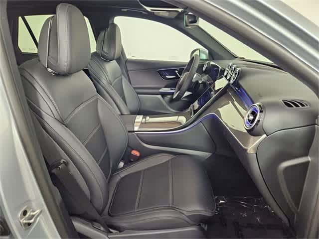 Thumbnail: 2025 Mercedes-Benz GLC - 23