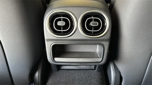 Thumbnail: 2025 Mercedes-Benz C-Class - 28