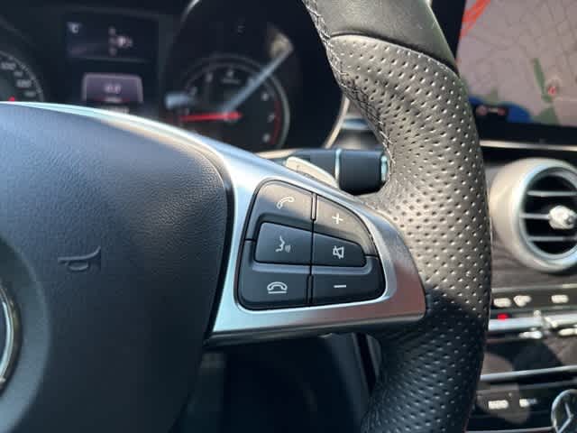 Thumbnail: 2015 Mercedes-Benz C-Class - 15