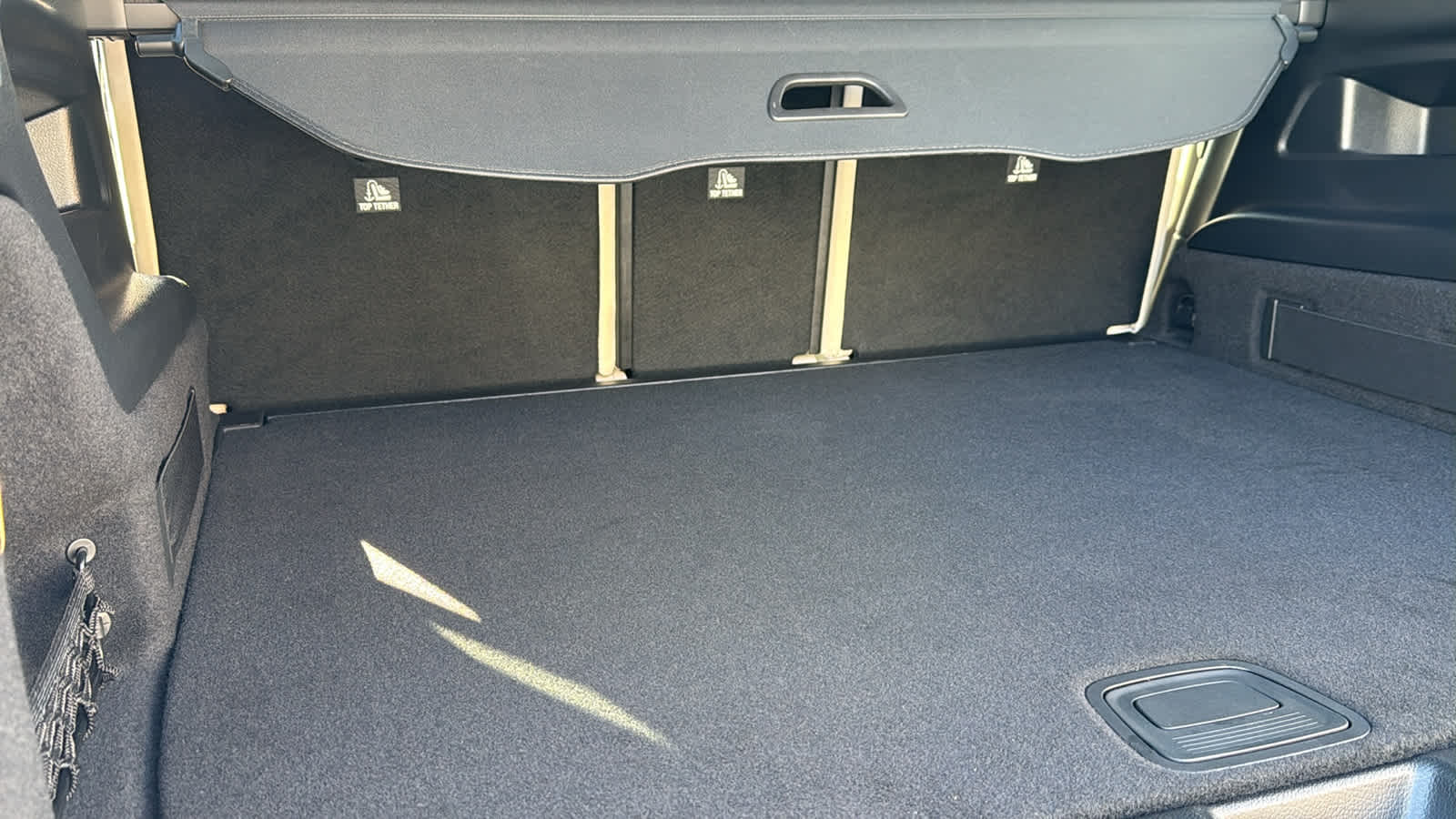 Thumbnail: 2025 Mercedes-Benz GLB - 46